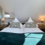 펜션 Hus Oevern Diek 징스트