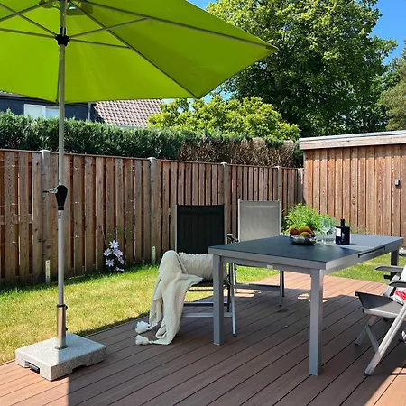 Dom wakacyjny Hus Oevern Diek Zingst