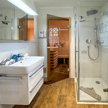 Hus Oevern Diek Dom wakacyjny