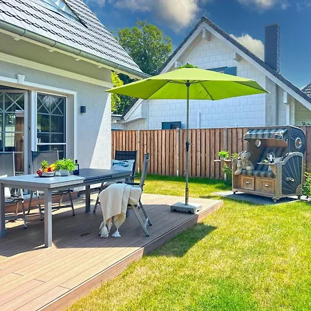 Dom wakacyjny Hus Oevern Diek Zingst