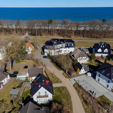 Dom wakacyjny Hus Oevern Diek Zingst